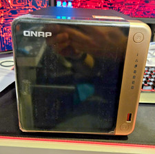 QNAP TS-464 8GB 4 Bay NAS &